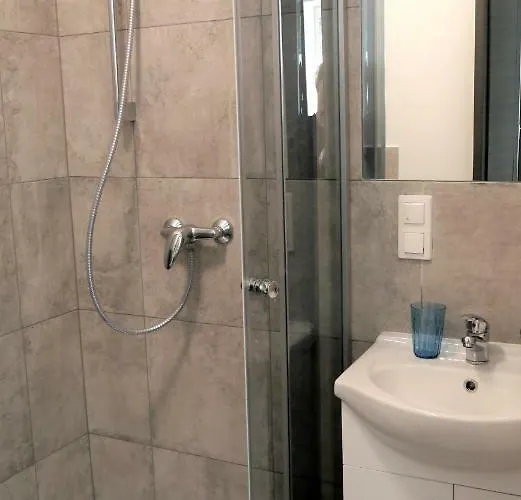 Kwatera prywatna Obiekt Noclegowy Ocelot Pruszków